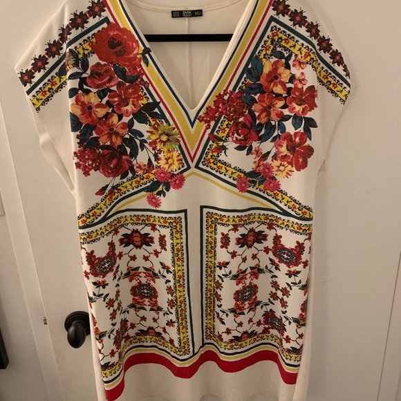 Floral print, Zara dress - Picture 3 of 6